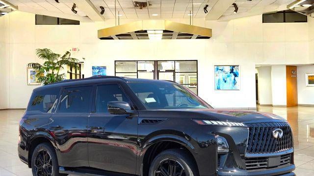 2027 INFINITI QX80 Sport