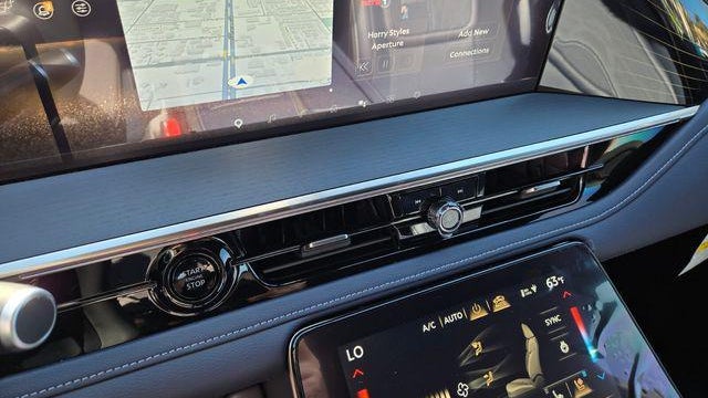 2027 INFINITI QX80 Sport