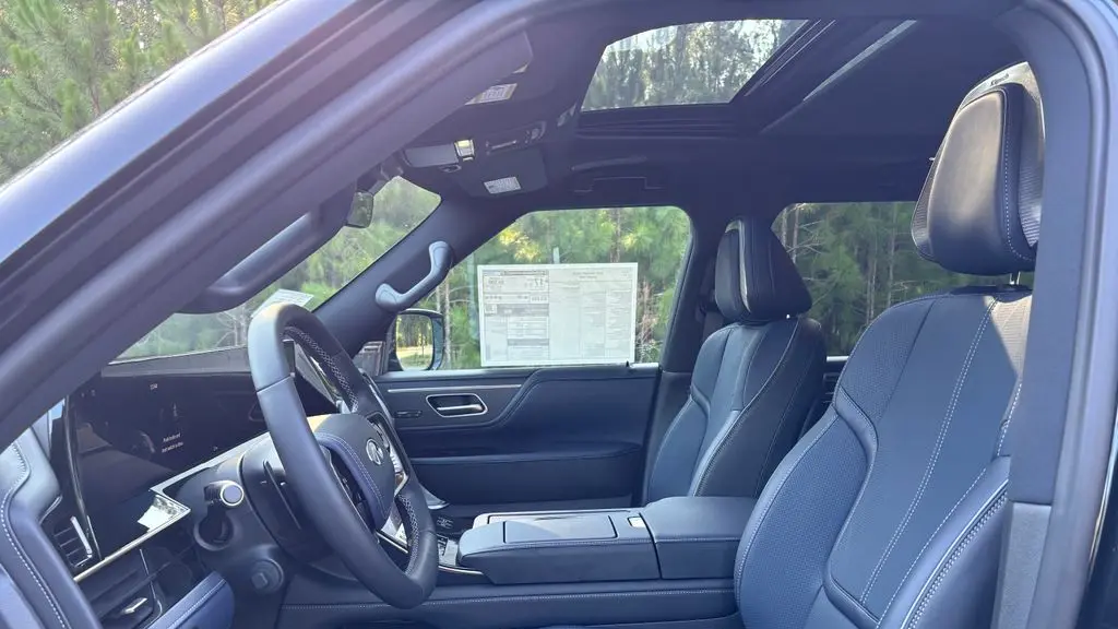 2027 INFINITI QX80 Sport