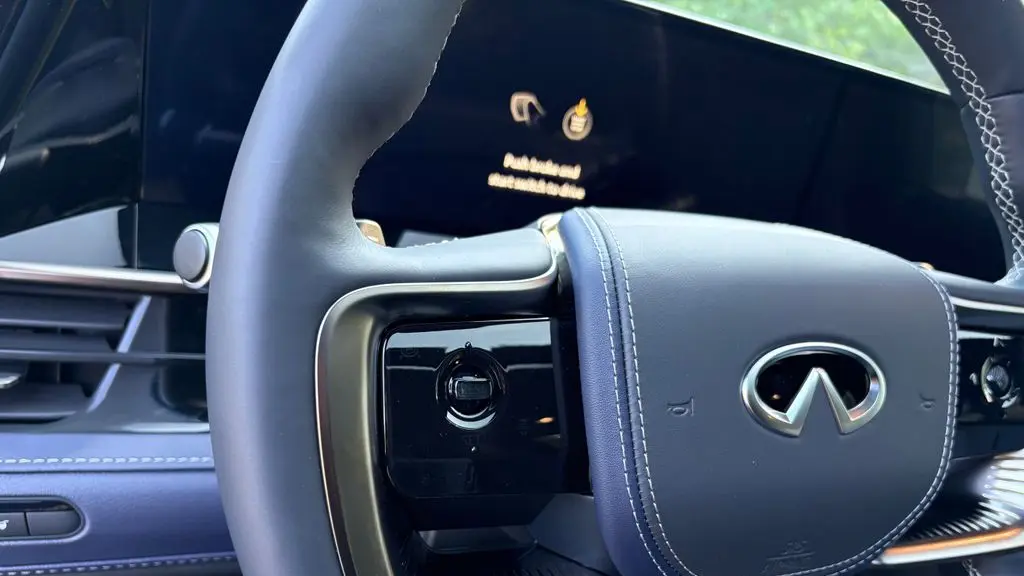2027 INFINITI QX80 Sport