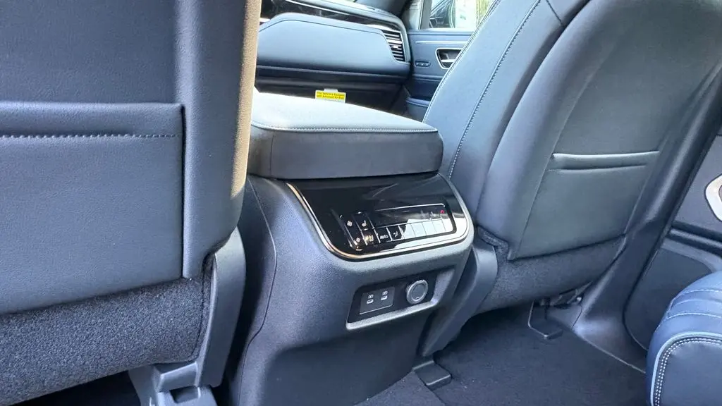 2027 INFINITI QX80 Sport