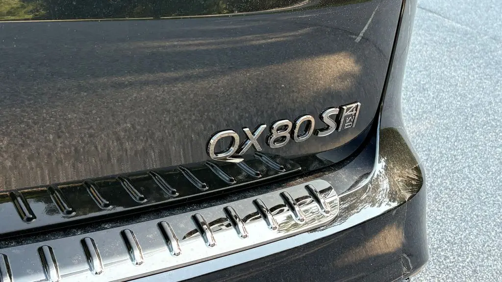 2027 INFINITI QX80 Sport