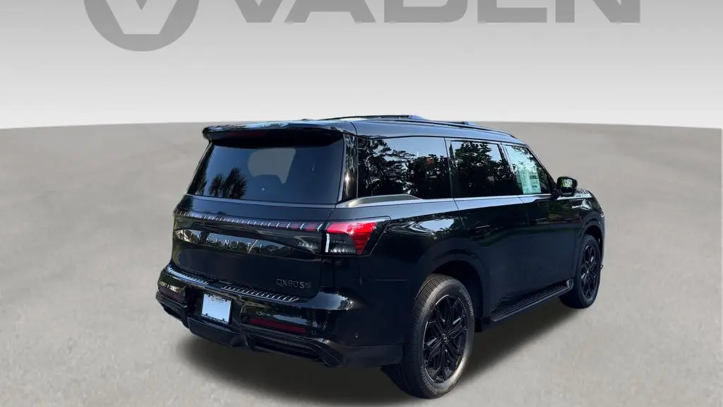 2027 INFINITI QX80 Sport