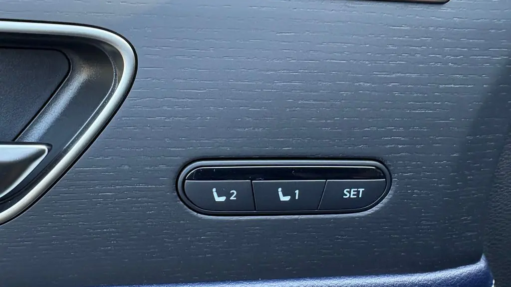 2027 INFINITI QX80 Sport