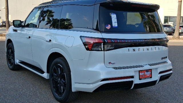 2026 INFINITI QX80 Sport