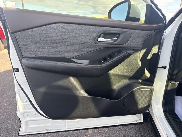 2023 Nissan Rogue - $22,999