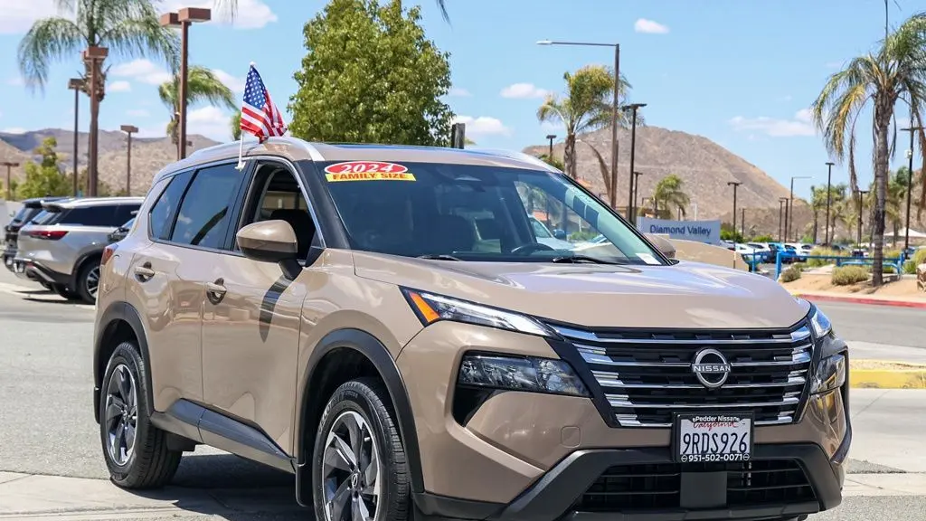 2024 Nissan Rogue SV