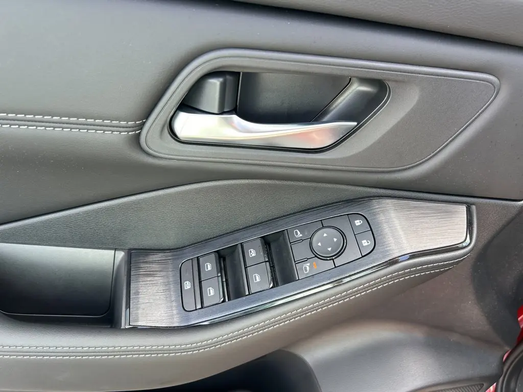 2026 Nissan Rogue - $28,204