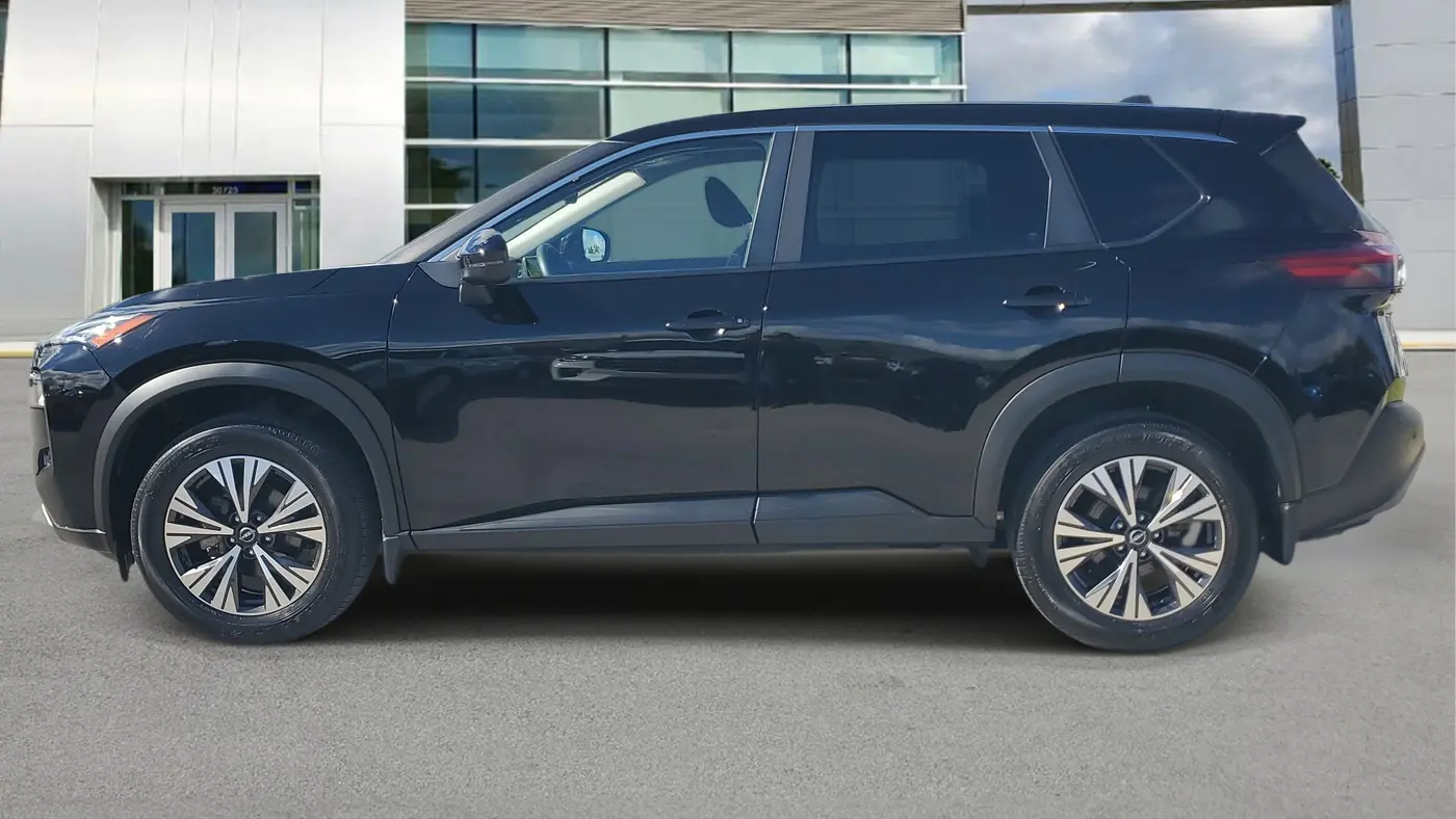 2022 Nissan Rogue SV
