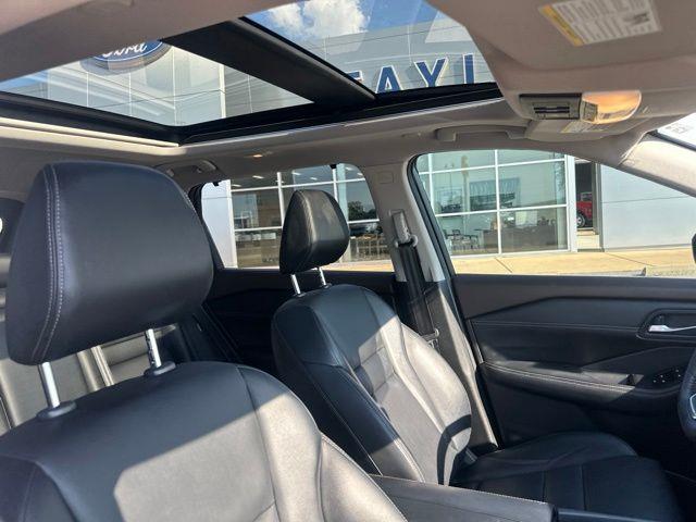 2023 Nissan Rogue - $19,890