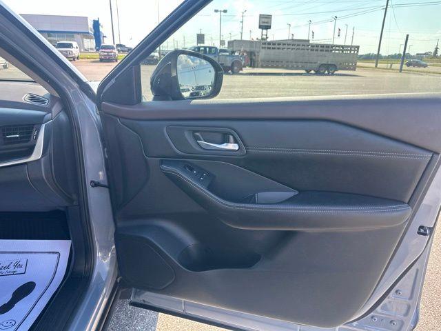 2023 Nissan Rogue - $19,890