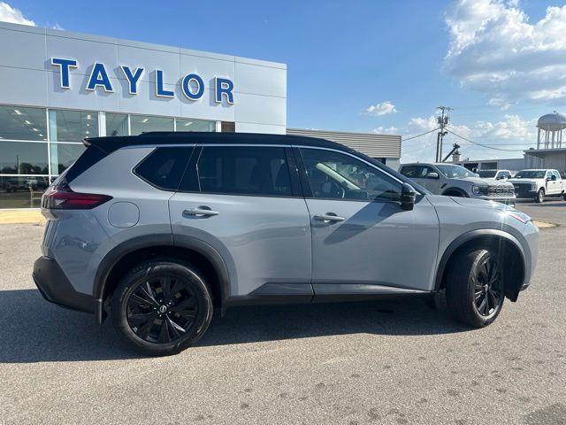 2023 Nissan Rogue - $19,890