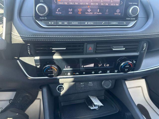 2023 Nissan Rogue - $19,890