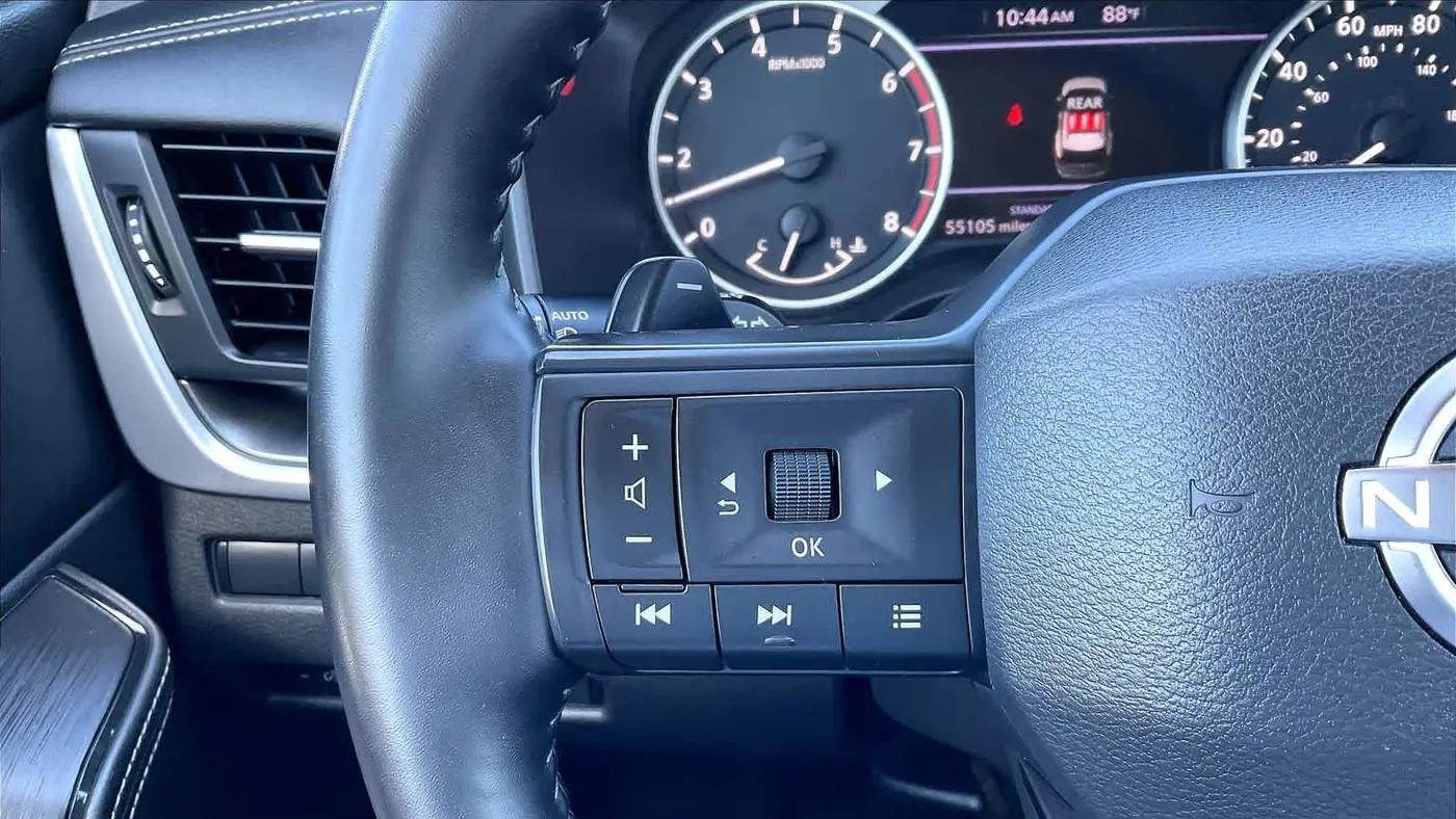 2025 Nissan Rogue SV