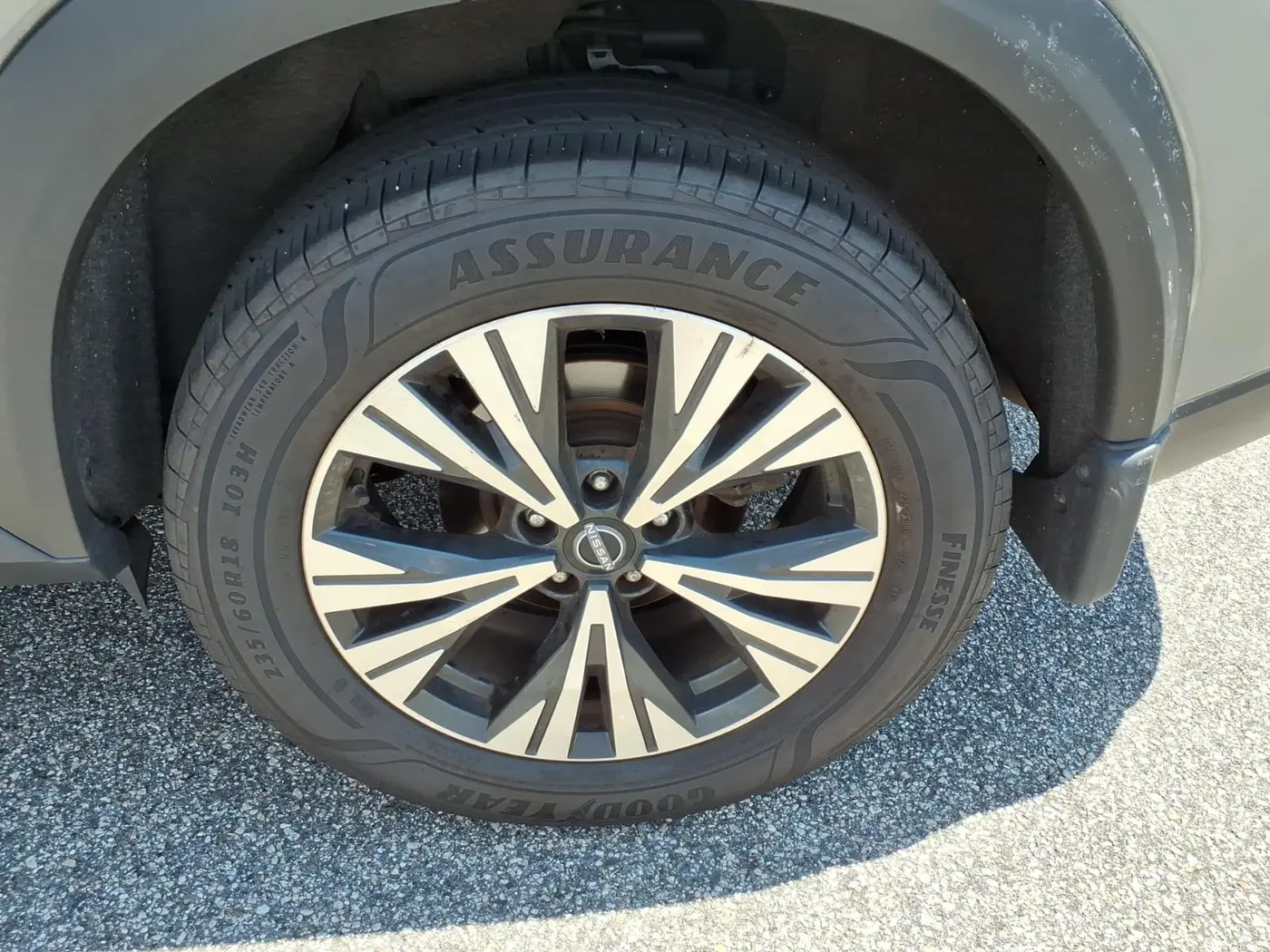 2023 Nissan Rogue - $20,227