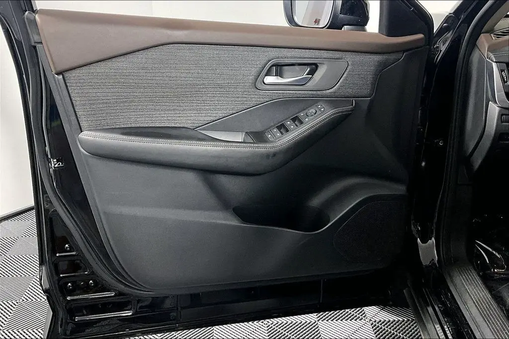 2023 Nissan Rogue - $26,841