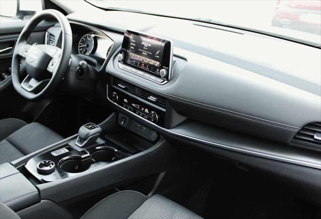 2026 Nissan Rogue - $26,098
