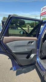 2023 Rogue Thumbnail 10