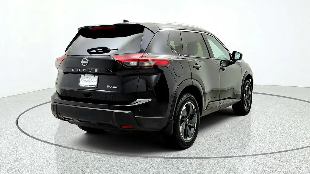 2024 Nissan Rogue - $17,995