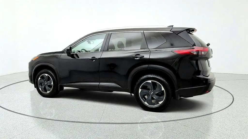 2024 Nissan Rogue - $17,995