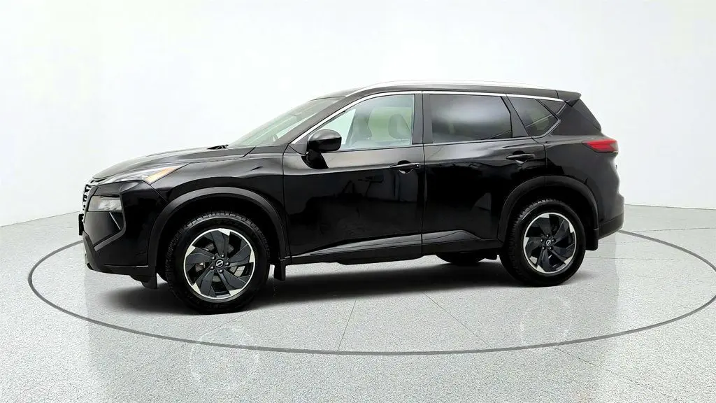 2024 Nissan Rogue - $17,995