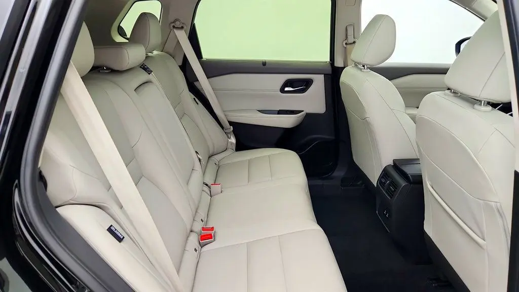 2024 Nissan Rogue - $17,995