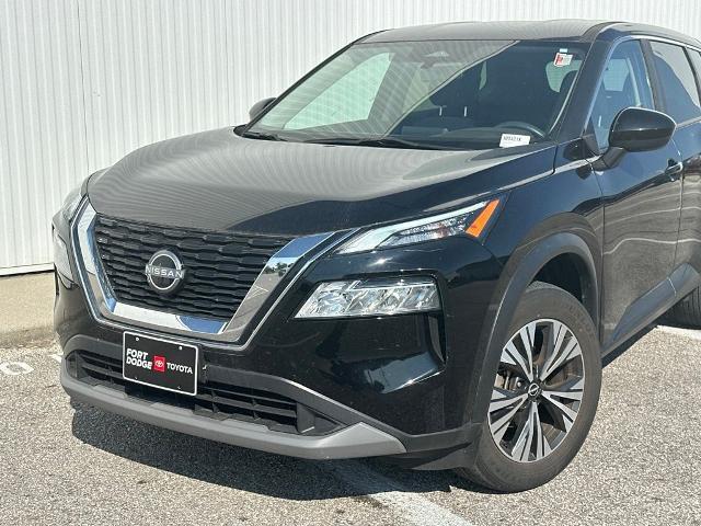2023 Nissan Rogue SV — photo 1 of 12