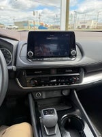 2023 Rogue Thumbnail 17