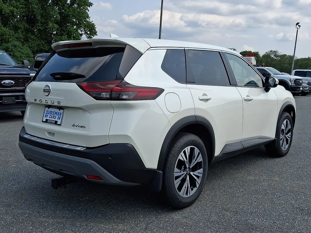 2023 Nissan Rogue - $18,200