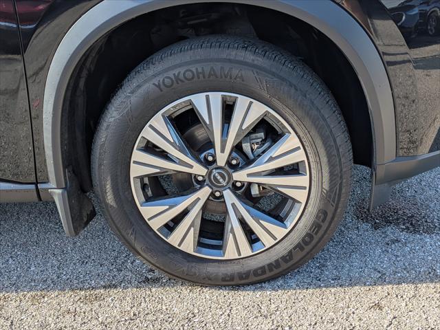 2023 Nissan Rogue - $19,750