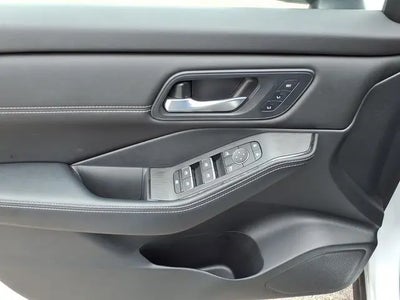 2024 Nissan Rogue SL 4DR Crossover