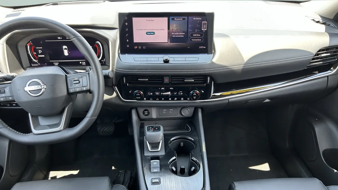 2025 Nissan Rogue SL