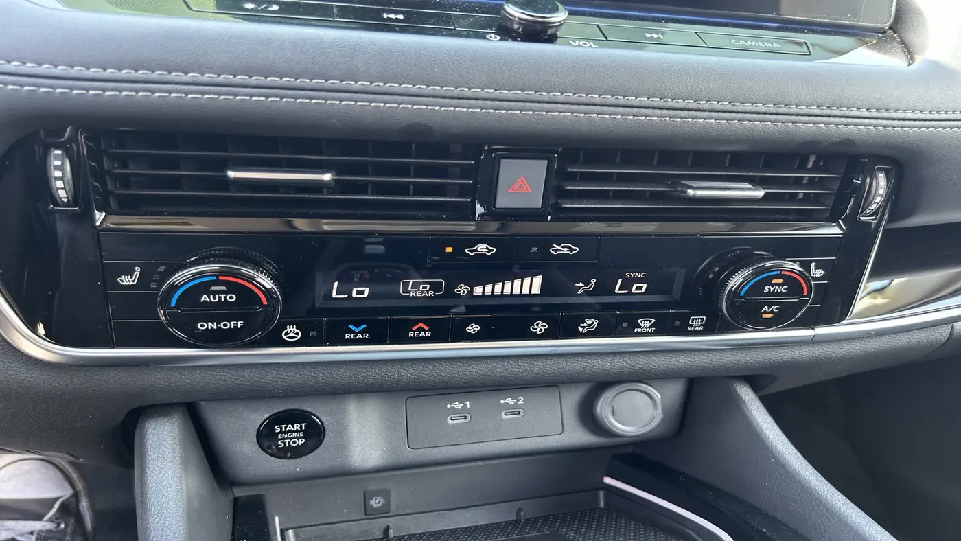 2025 Nissan Rogue SL