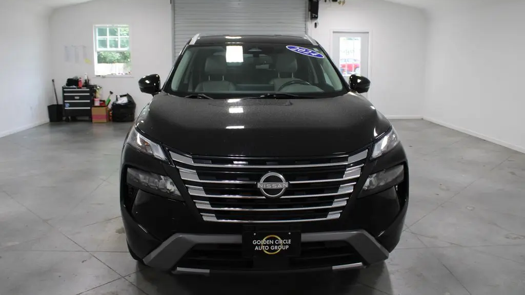 2024 Nissan Rogue SL
