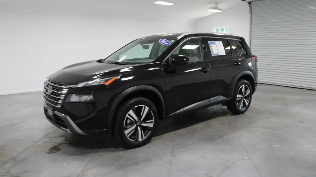2024 Nissan Rogue SL