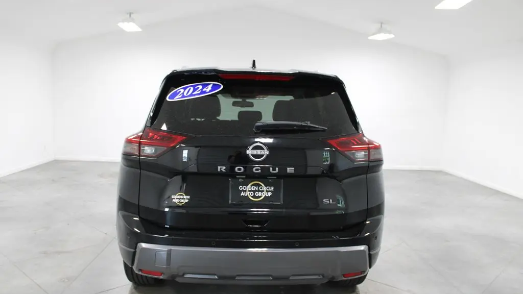 2024 Nissan Rogue SL