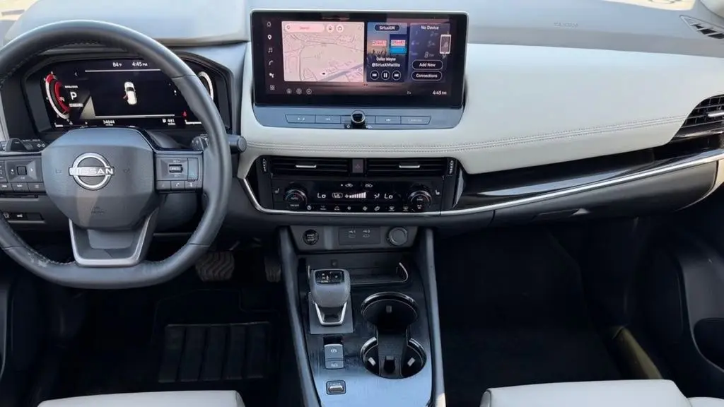 2025 Nissan Rogue SL