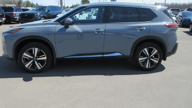 2022 Nissan Rogue SL