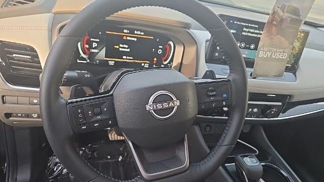 2025 Nissan Rogue SL