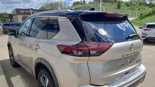 2025 Nissan Rogue SL