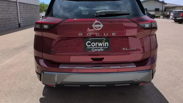 2025 Nissan Rogue SL