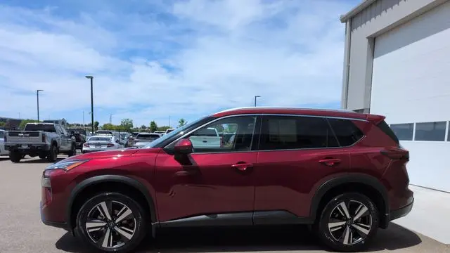 2025 Nissan Rogue SL