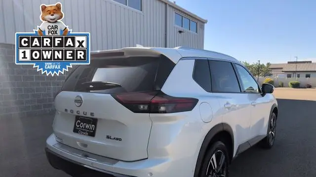 2025 Nissan Rogue SL