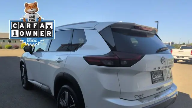 2025 Nissan Rogue SL
