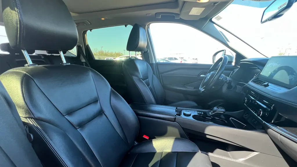 2024 Nissan Rogue SL