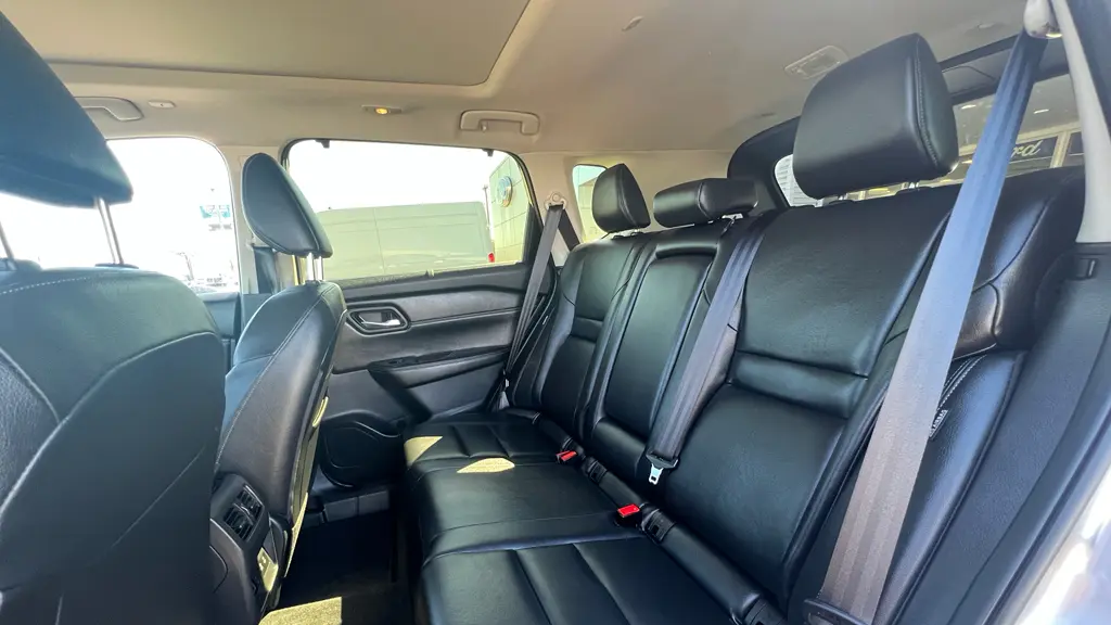 2024 Nissan Rogue SL