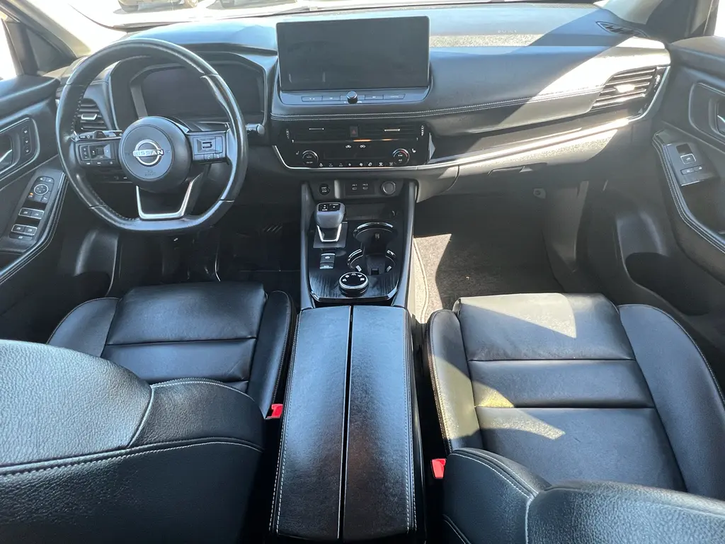 2024 Nissan Rogue - $25,185