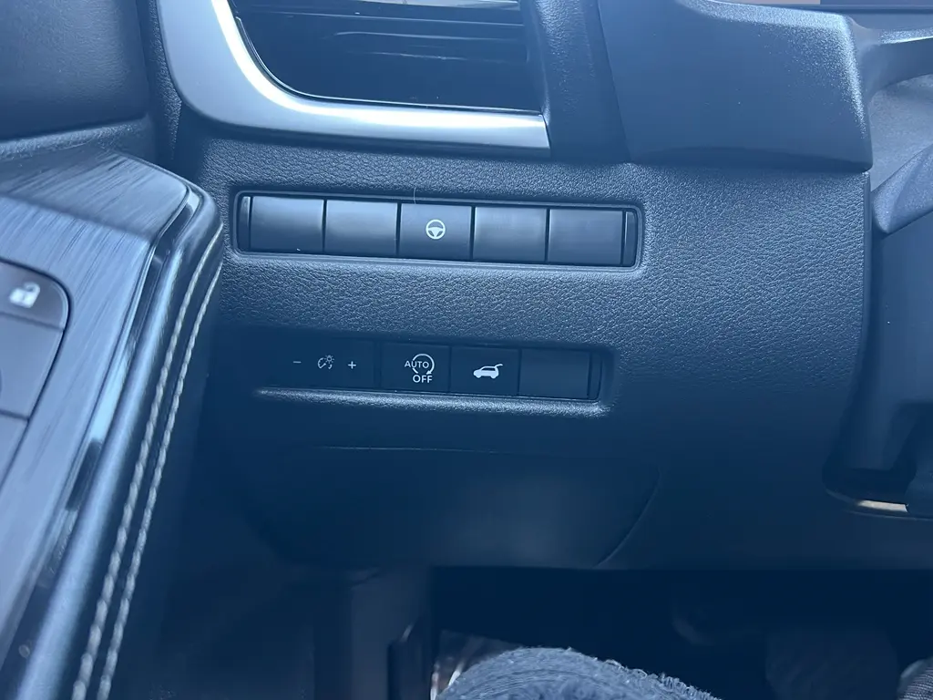 2024 Nissan Rogue - $25,185