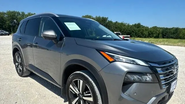 2025 Nissan Rogue SL