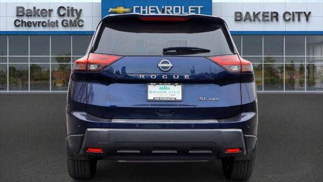 2025 Nissan Rogue SL